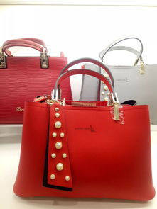 箱包精品推薦 箱伴一生，包你經(jīng)典文具